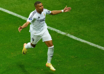 ¡Kylian Mbappé anota sus primeros goles en LaLiga con Real Madrid!