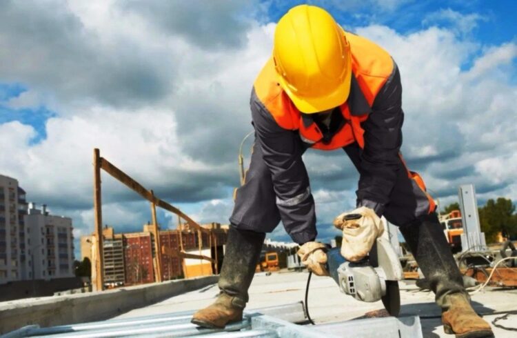 Continúa escasez de mano de obra para la construcción