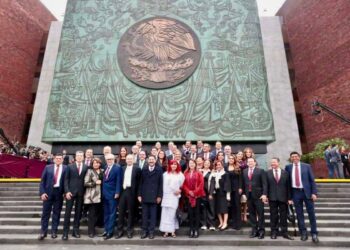 Asiste Américo Villarreal a toma de posesión de Claudia Sheinbaum