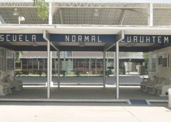 Conmemoran el 72º Aniversario de la Escuela Normal Urbana Cuauhtémoc