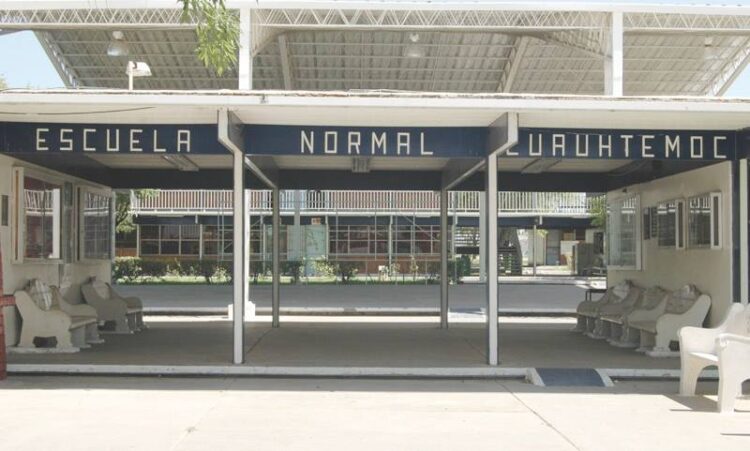 Conmemoran el 72º Aniversario de la Escuela Normal Urbana Cuauhtémoc