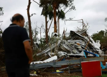 Huracán ‘Milton’ deja 10 muertos en Florida y afecta a millones