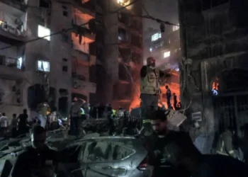 Israel ataca base de las fuerzas de paz de la ONU en Líbano, contratando a dos soldados