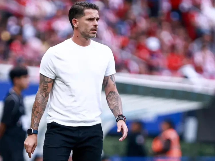 Fernando Gago rompe el silencio tras dejar Chivas: «Vuelvo a casa»