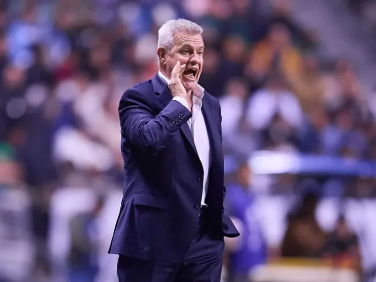 ‘El Vasco’ Aguirre fue a clínica por chequeo; ‘está bien’