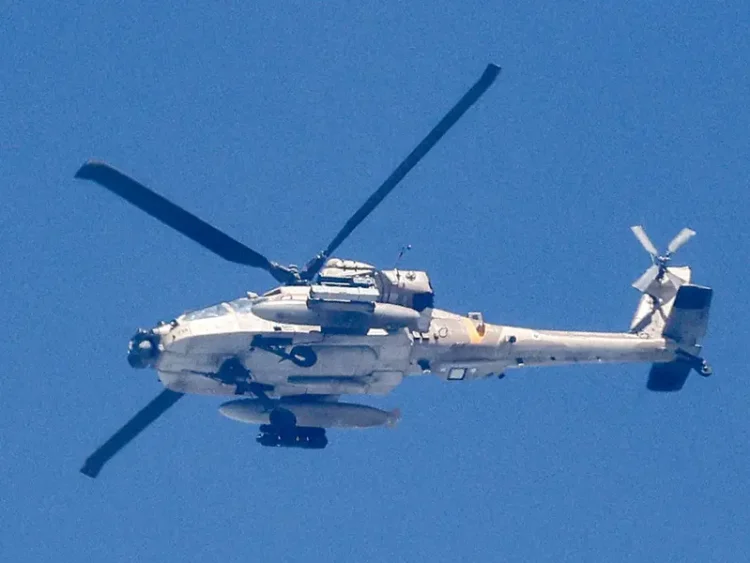 Choca helicóptero con torre de radio en Houston; 4 muertos