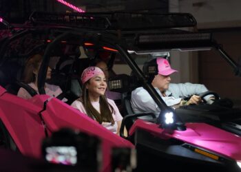ENCABEZA CARMEN LILIA CANTUROSAS Rodada Rosa 2024; recorre calles de la ciudad con mensaje de solidaridad