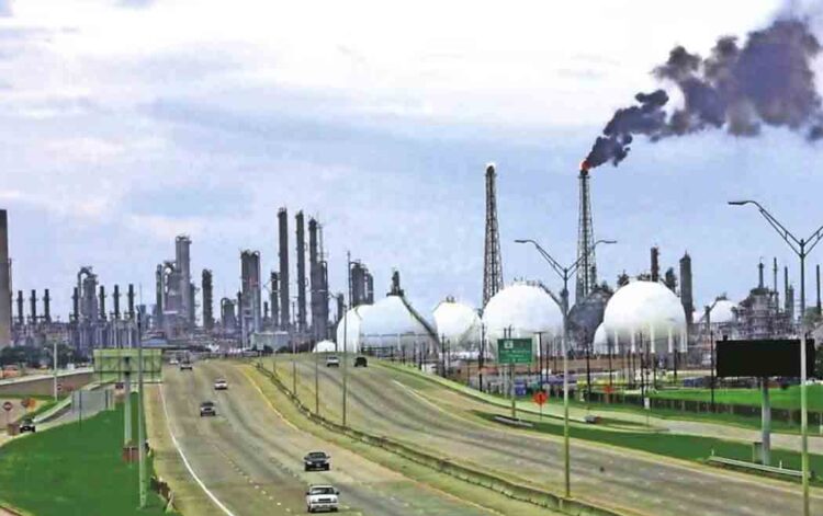 DOS MUERTOS EN TEXAS Refinería Deer Park de Pemex registra fuga