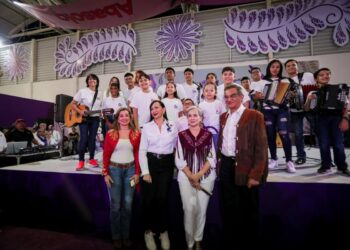 AMÉRICO Y MARÍA DE VILLARREAL Inauguran stand del DIF Estatal en la Feria Tamaulipas 2024
