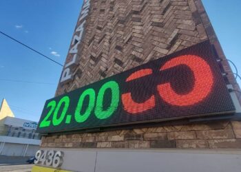 Dólar sube: 20 pesos la compra; 19 la venta en casas de cambio