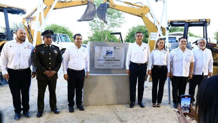AMÉRICO VILLARREAL Coloca primera piedra de la Ciudad Judicial en Victoria