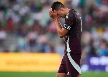 César Montes: Conectar con la afición, una de las cuentas pendientes del Tricolor