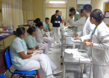 Continúa taller de enseñanza para pasantes de enfermería