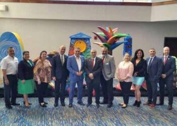 ENVÍA ABBOTT AYUDA Especialistas del agua llegan a Laredo por E.Coli