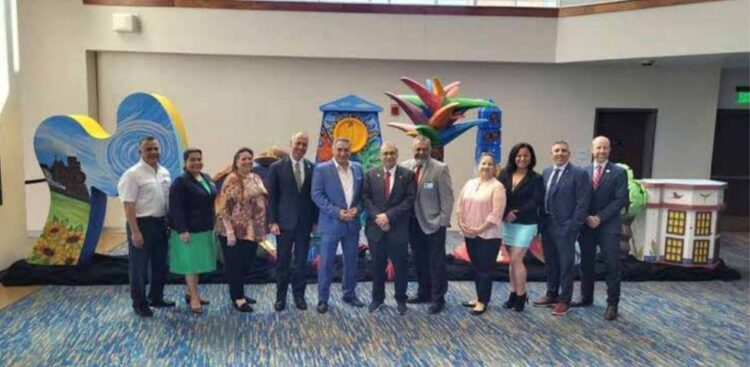 ENVÍA ABBOTT AYUDA Especialistas del agua llegan a Laredo por E.Coli