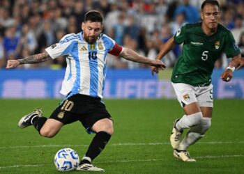 Lionel Messi regresa con Argentina goleando ante Bolivia