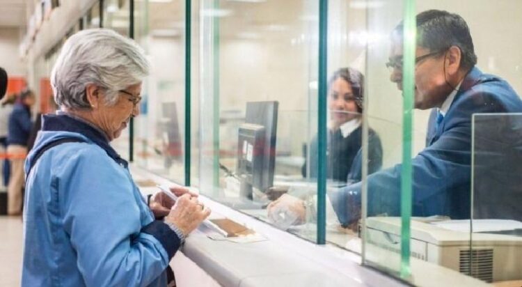 APROBADO POR DIPUTADOS Bajan edad de 68 a 65 para pensión