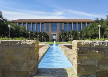 Arrestan a pervertido sujeto; acosaba y agredía a estudiantes