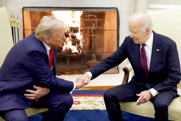 Trump regresa a la Casa Blanca y se reúne con Biden para iniciar transición