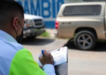 Remueven 70 vehículos de Los Arcos con el programa de deschatarrizaión