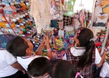 Alimentos chatarra persisten en escuelas de Tamaulipas