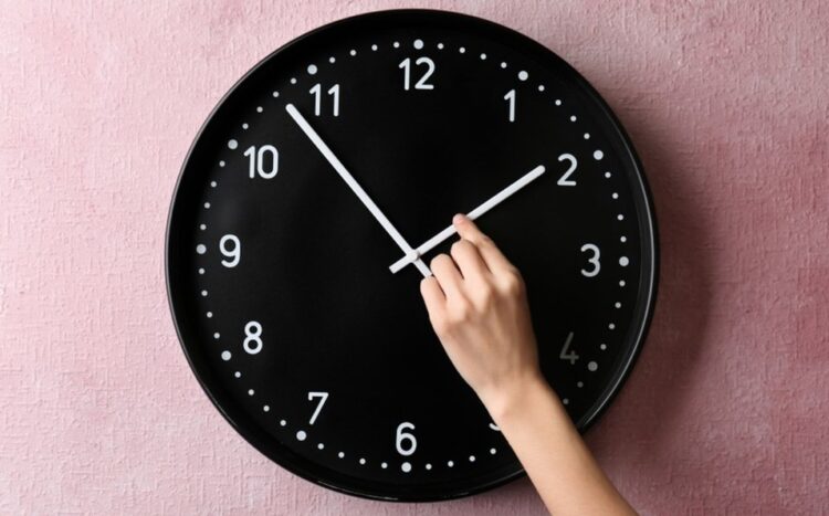 Este domingo, recuerda atrasar 1 hora el reloj