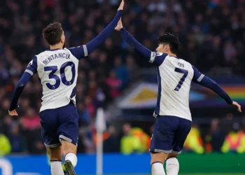 Bentancur sancionado 7 partidos por comentario racista hacia su compañero Heung-Min Son