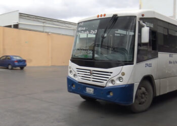 Analiza Estado dar concesiones de transporte público a municipios