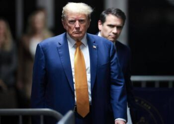 POR 10 MMDD Trump Demandó a los medios de comunicación