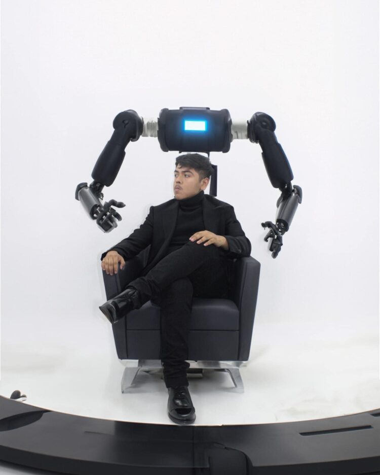 Cuando creas tu propio mundo creativo, ya nadie te puede parar: Isaac Alcalá