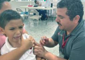 Secretaría de Salud vacunará contra la influenza y COVID-19 hoy en iglesias