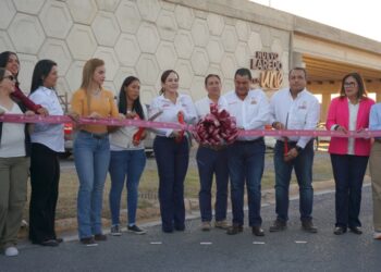 BRINDA MOVILIDAD Y SEGURIDAD A CIUDADANOS Inaugura Carmen Lilia puente peatonal y vehicular