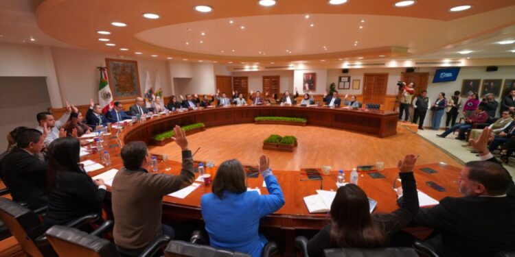 RATIFICAN NOMBRAMIENTO DE CYNTHIA RODRÍGUEZ Respalda cabildo trabajo de Inmujer