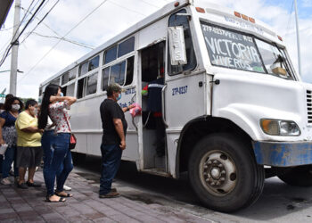 A 3 MESES DE INCREMENTO Sin avance en el transporte público