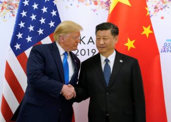 Trump invita a Xi Jinping a su toma de posesión presidencial