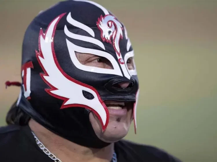 Muere Rey Misterio Sr., ícono de la lucha libre mexicana