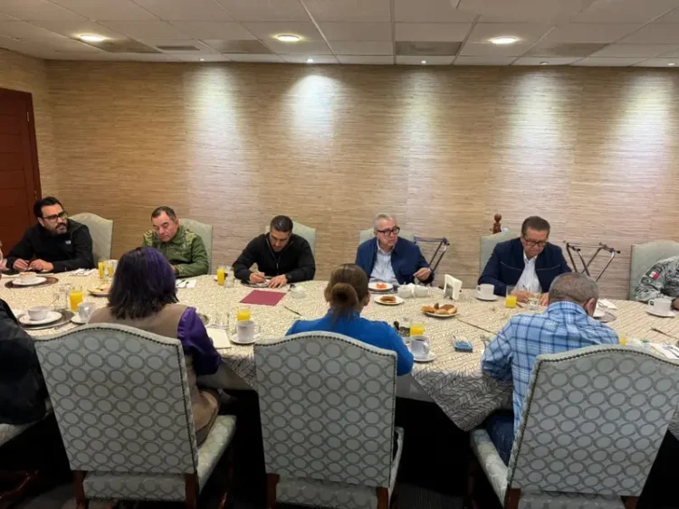 Gobernador de Sinaloa y Secretario de Seguridad coordinan esfuerzos por la paz