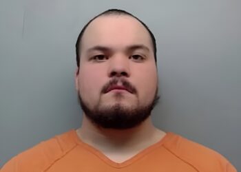 Jugaba carreras con joven que falleció en choque; DPS lo detiene