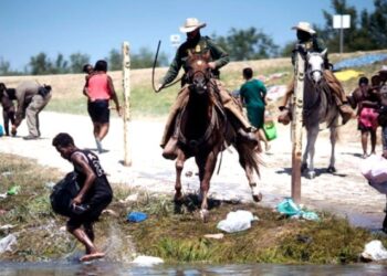 FRENTE A LA XENOFOBIA EN TEXAS Consulados refuerzan apoyo a indocumentados