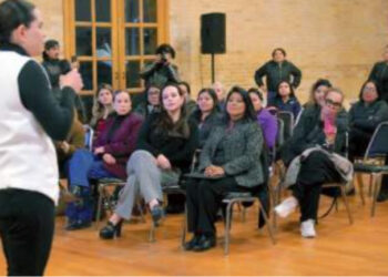 Periodista Yuridia Sierra imparte conferencia sobre empoderamiento femenino