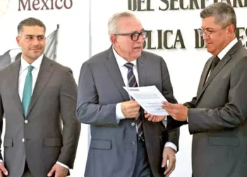 General Asume el Mando de la Seguridad en Sinaloa en Medio de Ola de Violencia