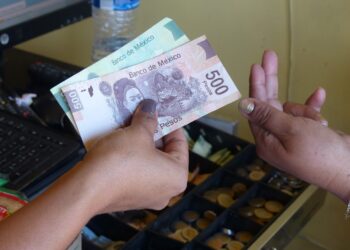 Alerta Canaco sobre circulación de billetes falsos en Nuevo Laredo