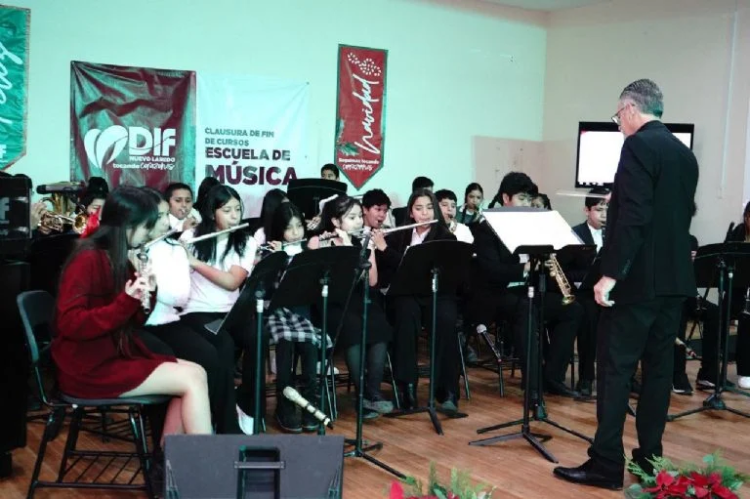 ESCUELA DE MÚSICA DEL DIF Realiza exitoso recital de clausura otoño-invierno 2024