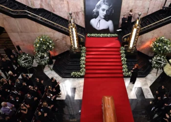 Homenaje en Bellas Artes: México despide a Silvia Pinal, ícono del cine de oro
