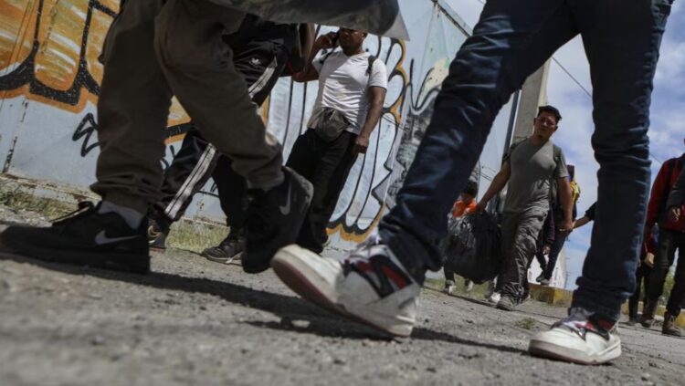 EN FRONTERA Gobernadores listos para deportaciones