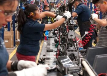 DIFÍCIL 2025 Más salarios y menos jornada: empresarios