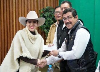 UAT apoya la educación universitaria de hijos del personal académico