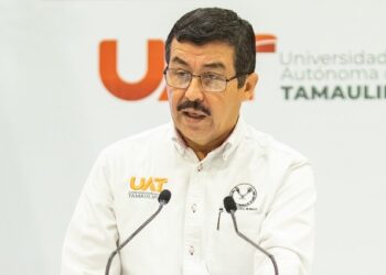 Incrementa la UAT el apoyo de becas a sus estudiantes