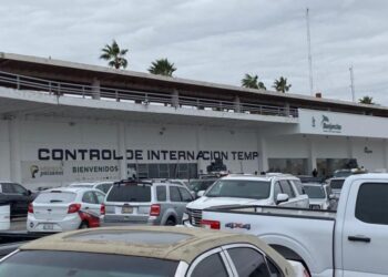 PARA AGILIZAR CRUCE FRONTERIZO Piden a paisanos realizar sus trámites en línea