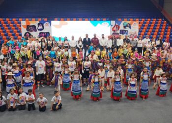 Concluye UAT exposición de sus talleres artísticos